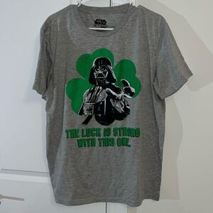 STAR WARS IRISH Shamrock Darth Vader at paddy’s day st Patrick’s gray T-shirt L